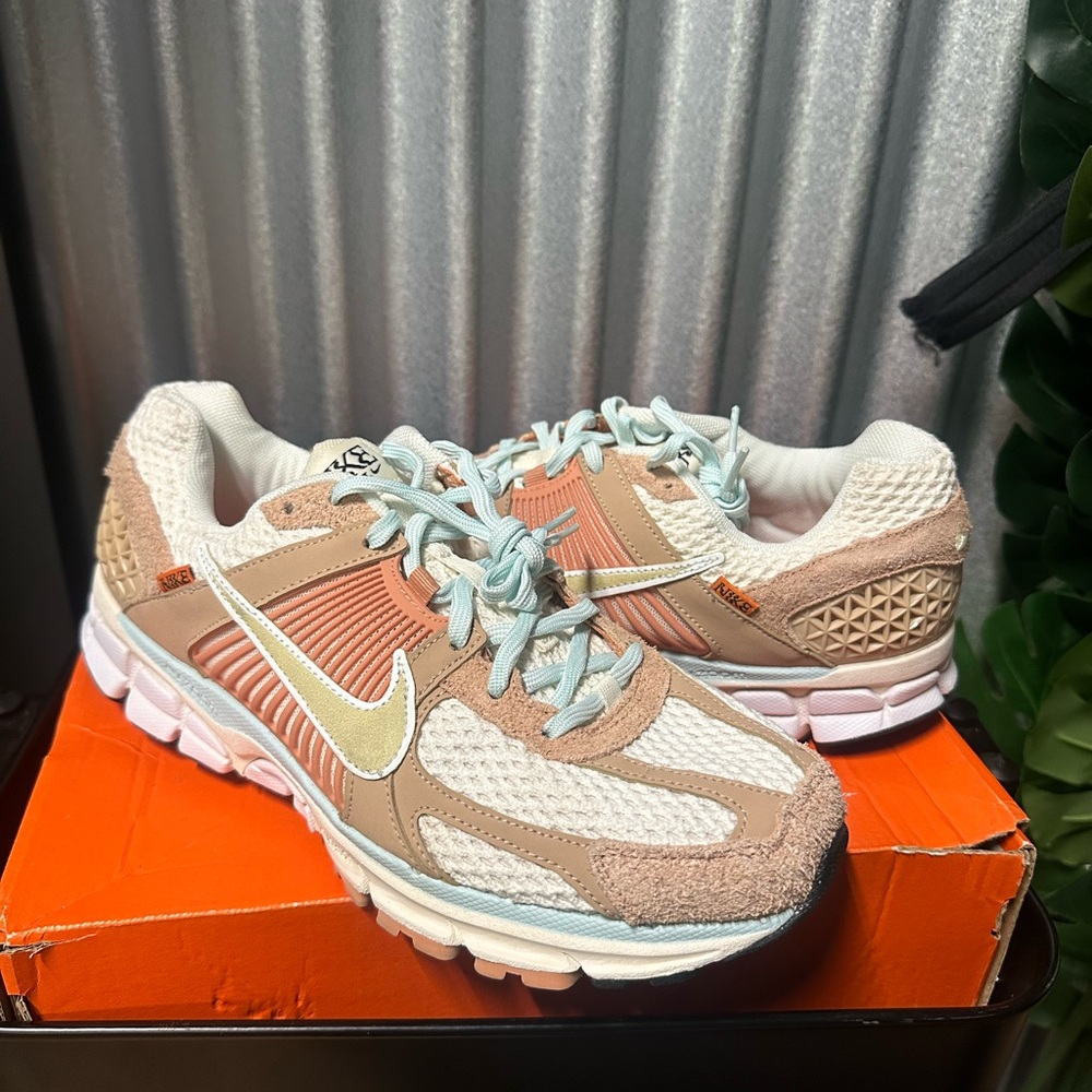 Nike Tan and White Sneakers with Multi-Layered Design